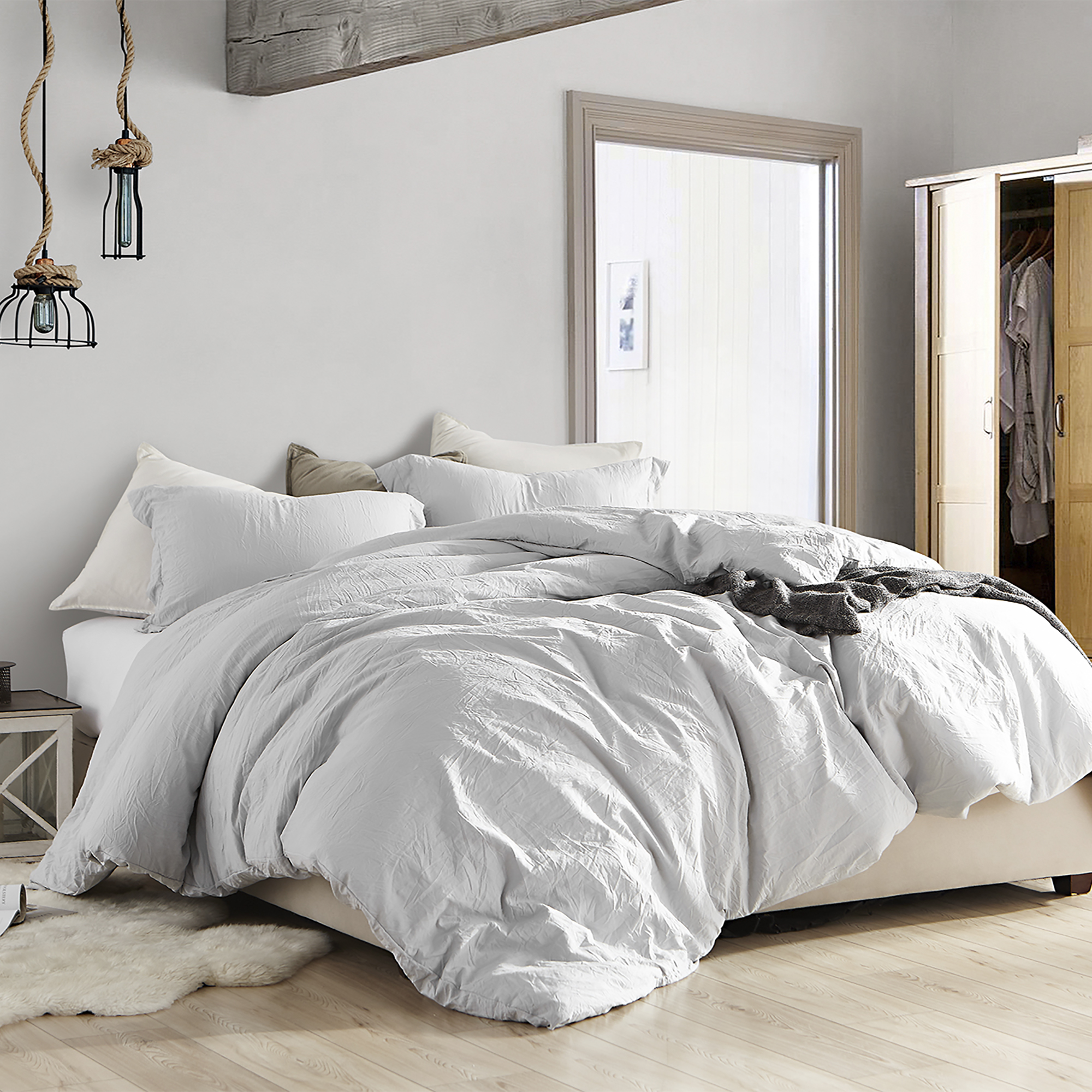 Light grey comforter queen sales