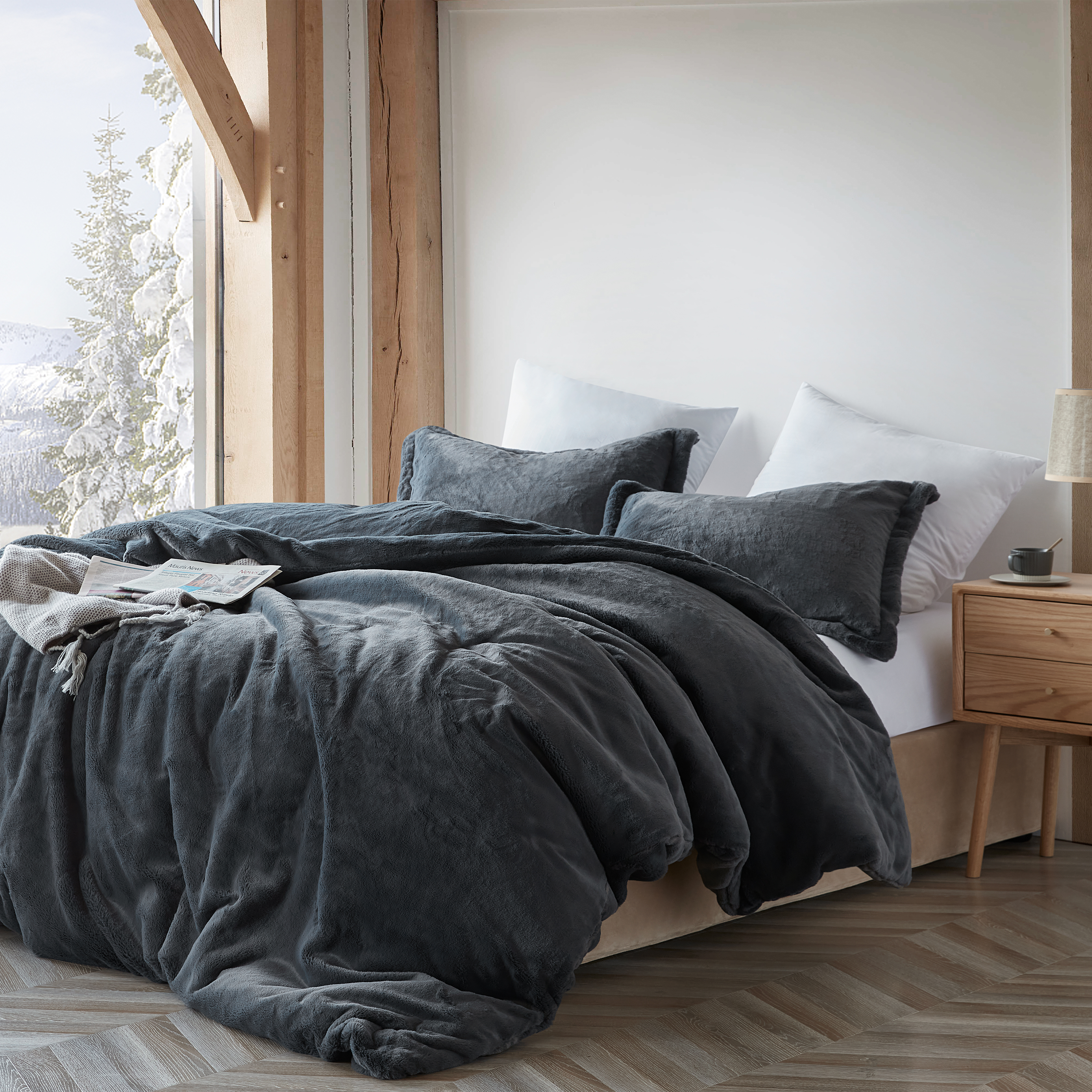 Chunky Bunny - Coma Inducer Oversized King Comforter - Faded Black