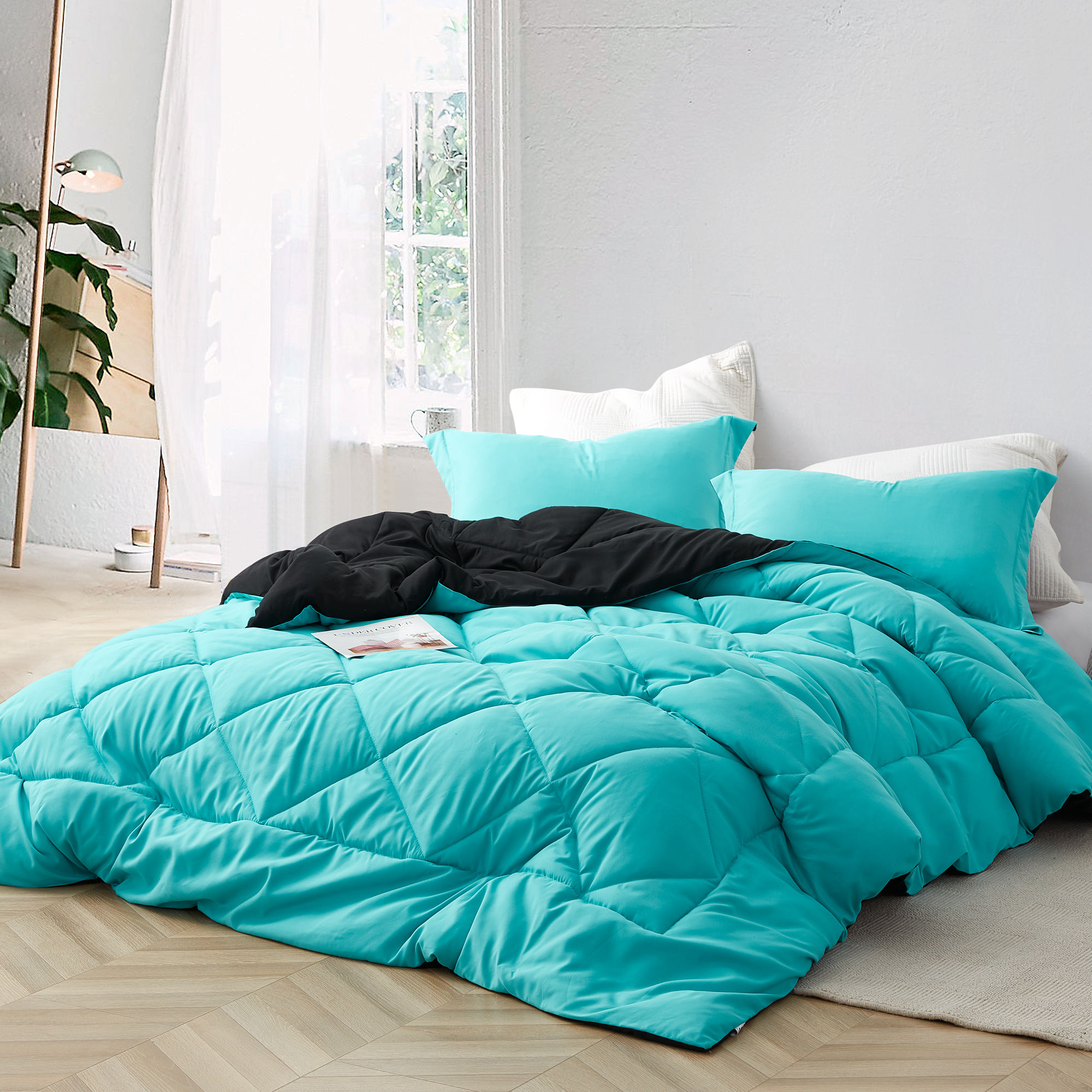 Aqua/Black Twin Comforter - Oversized Twin XL Bedding, image size:2000x2000