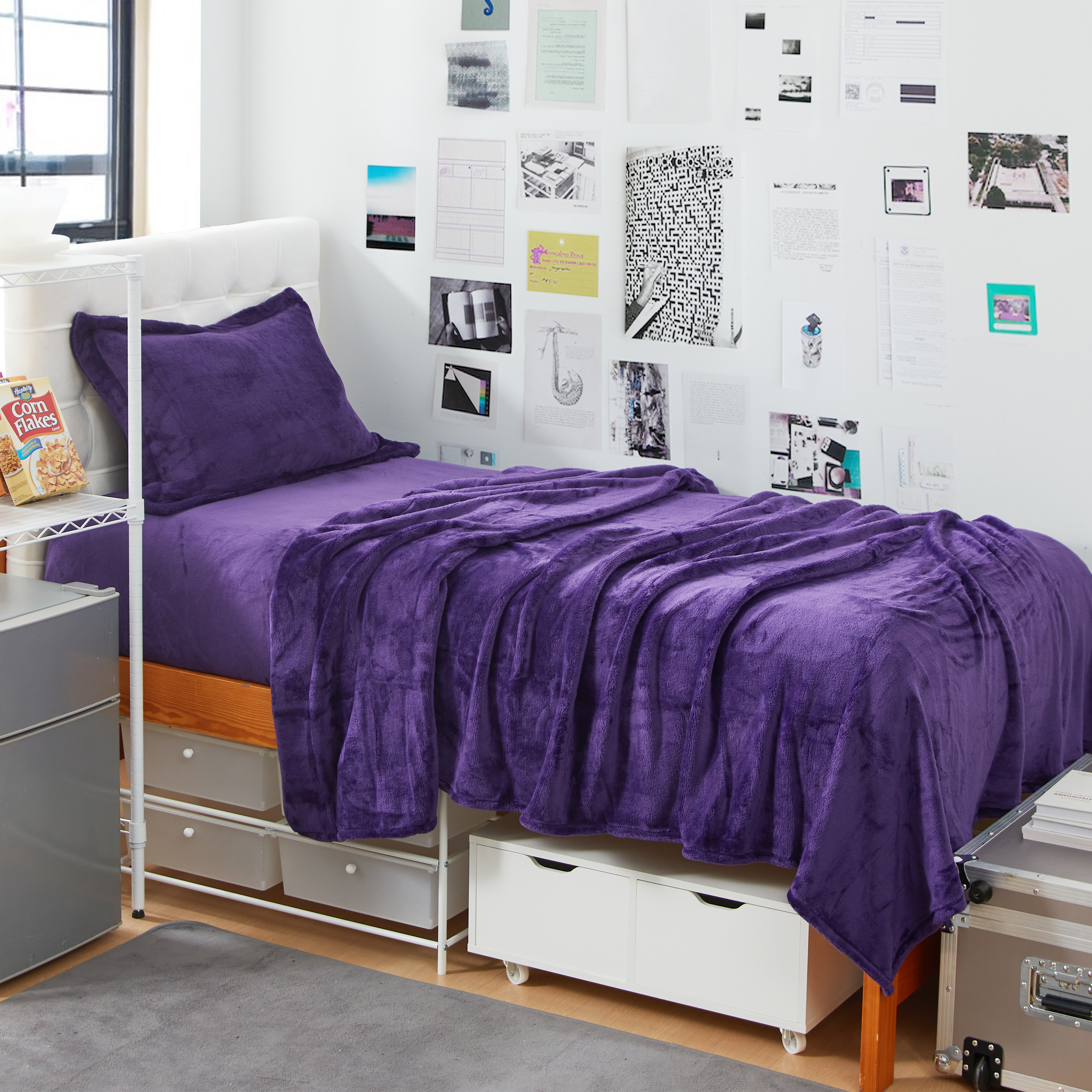 Byourbed Yoga Pants Coma Inducer Twin XL Comforter - Cooling, Stretchy Soft Bedding In Sweet Lavender/Midnight Purple - View #4